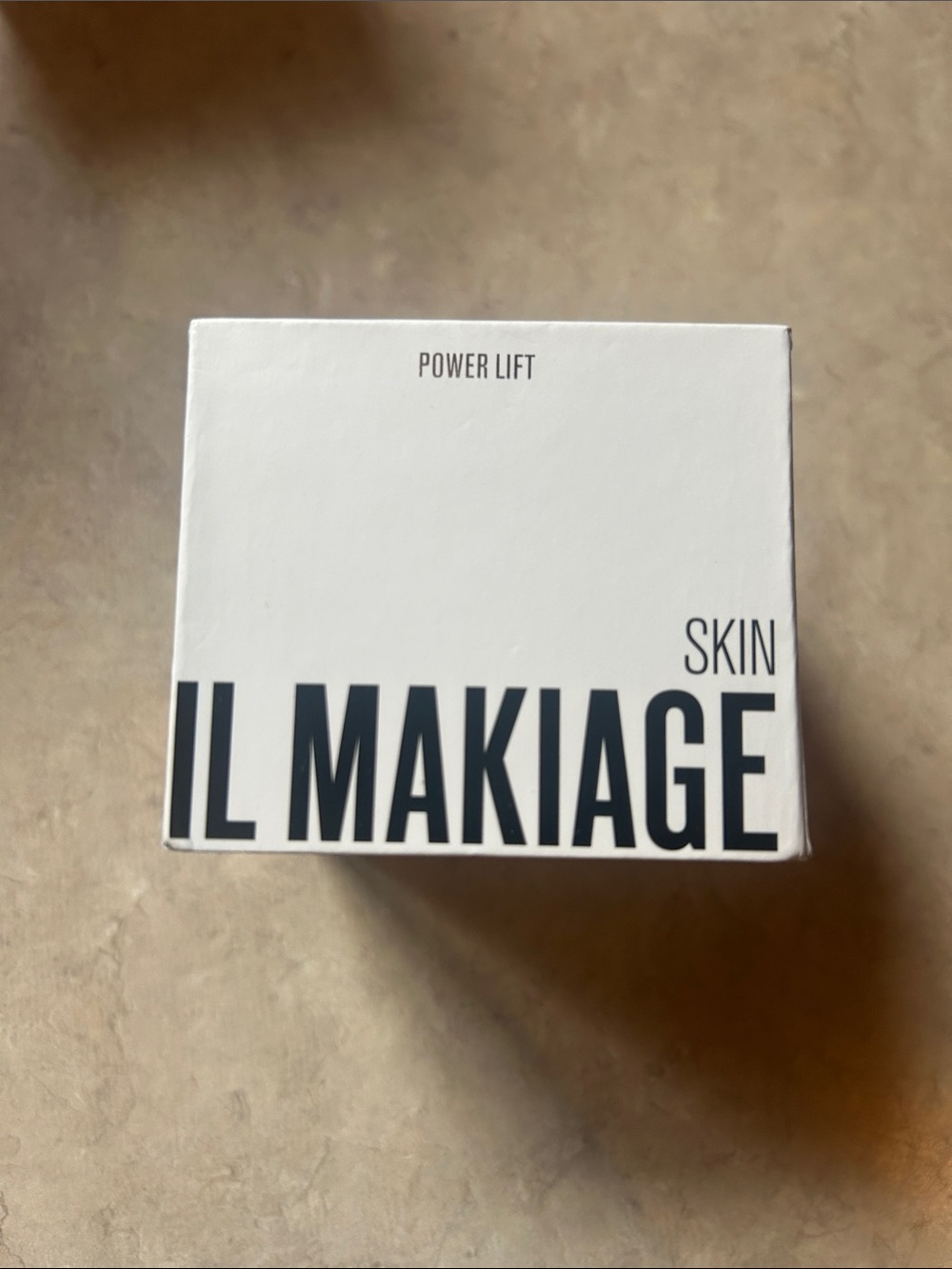 Il Makiage power lift face cream